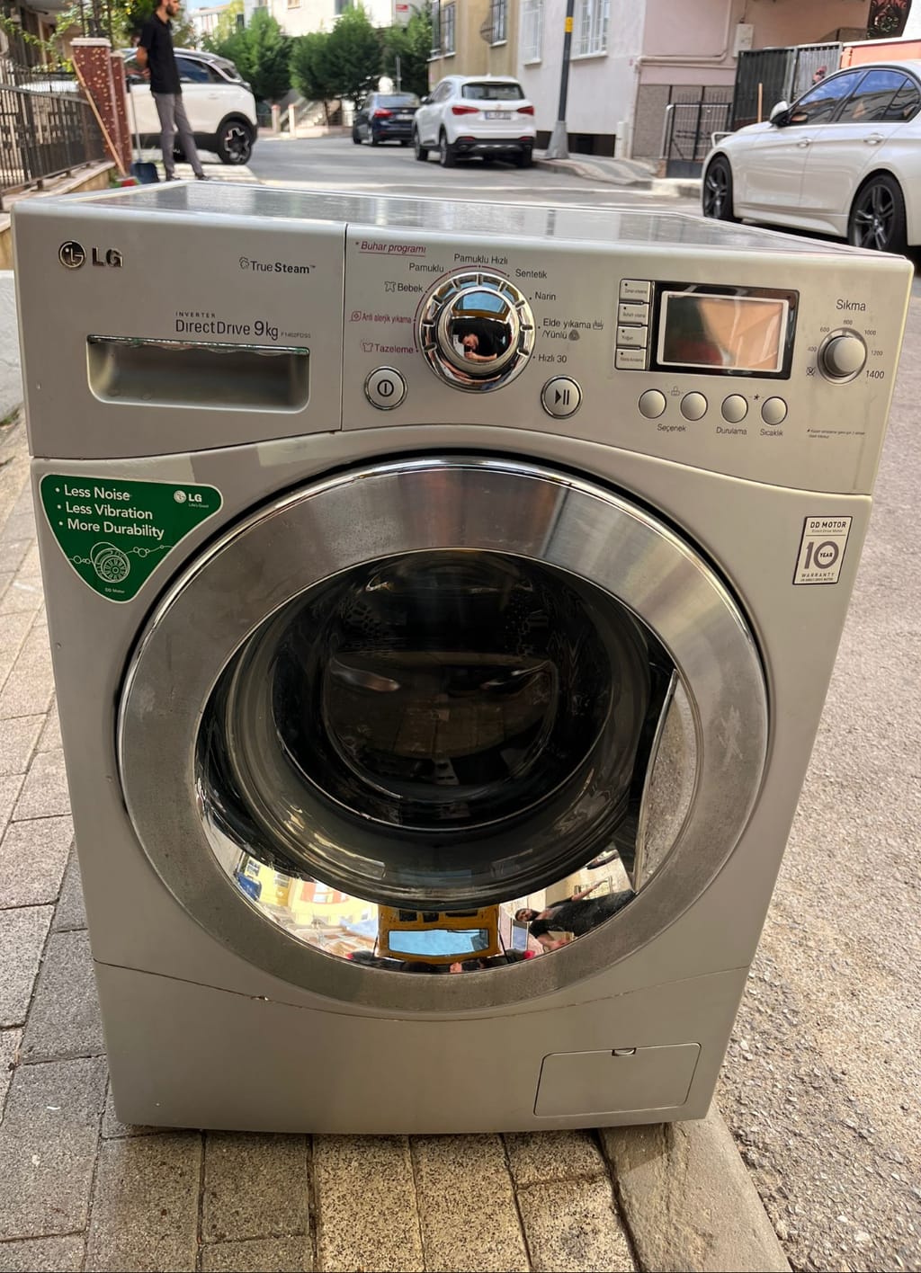 LG DirectDrive 9 kg çamaşır makinesi